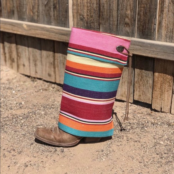 Serape Boot Rugs - Picture 2 of 3